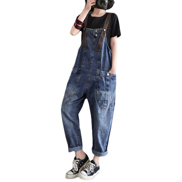 Loose Overalls And Slim Student's Overalls