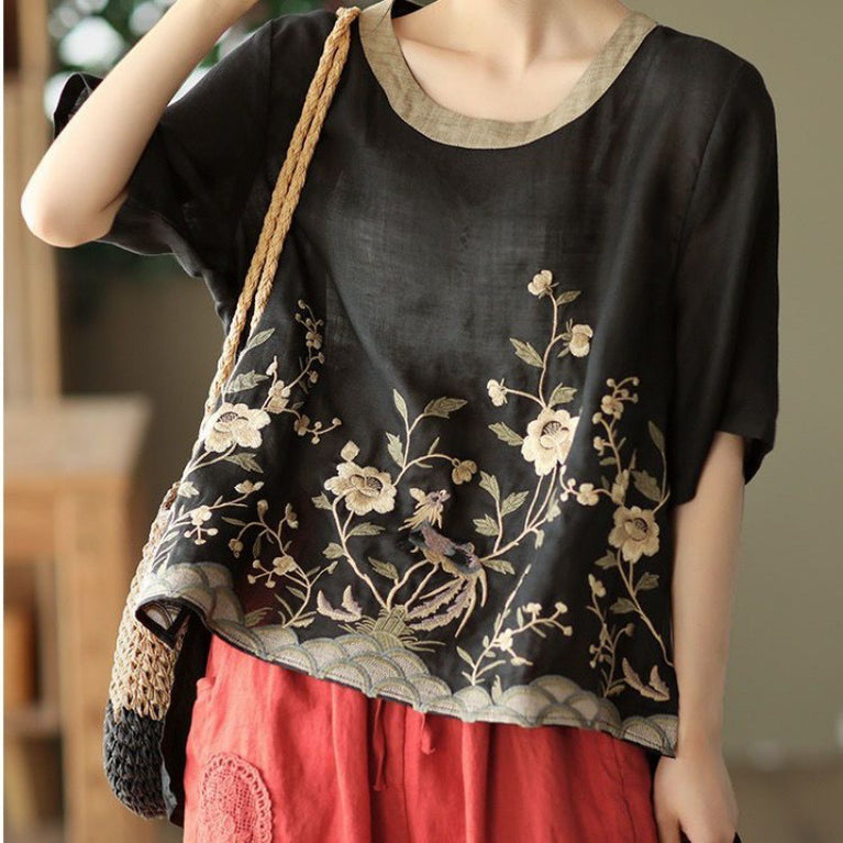 Embroidery Top Colored Round Neck